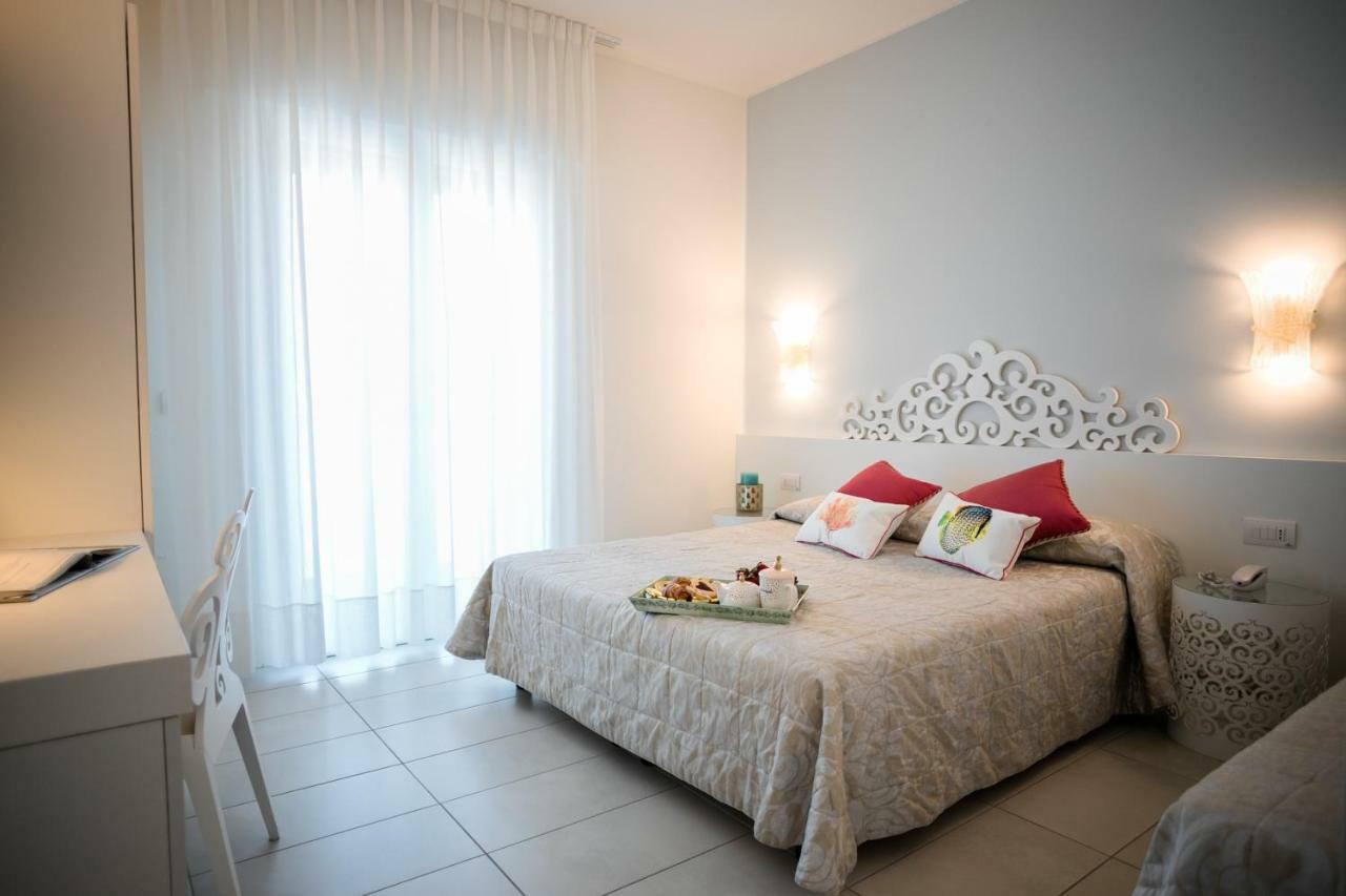 Hotel Albatros Lido di Jesolo Exterior photo